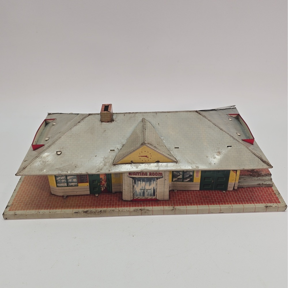 Vintage 1940's Marx Tin Metal Train Station Glendale Waiting Room Express